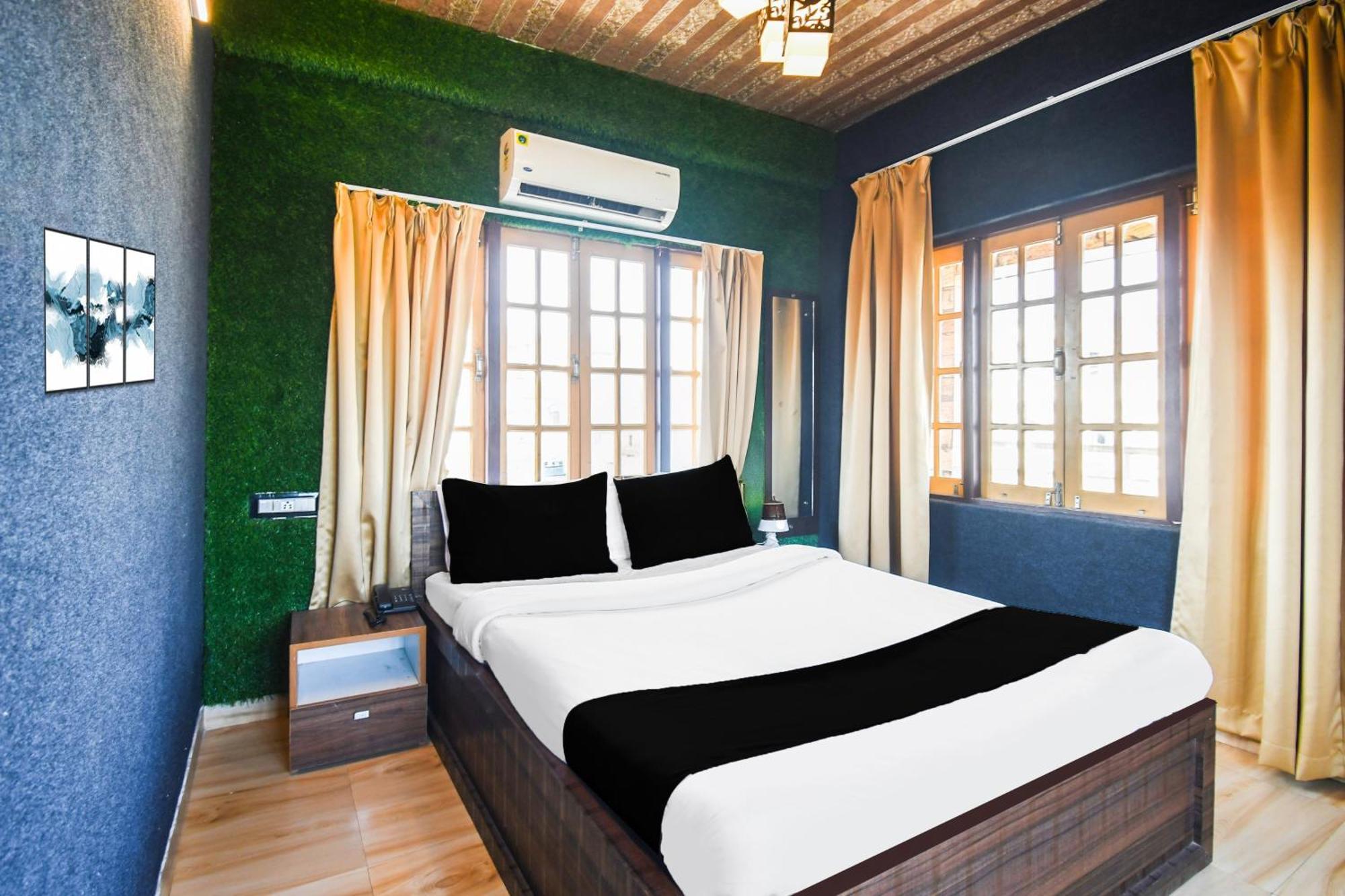 Super Hotel O Champasari Siliguri Formerly Four Fox Suits Panchanai Εξωτερικό φωτογραφία