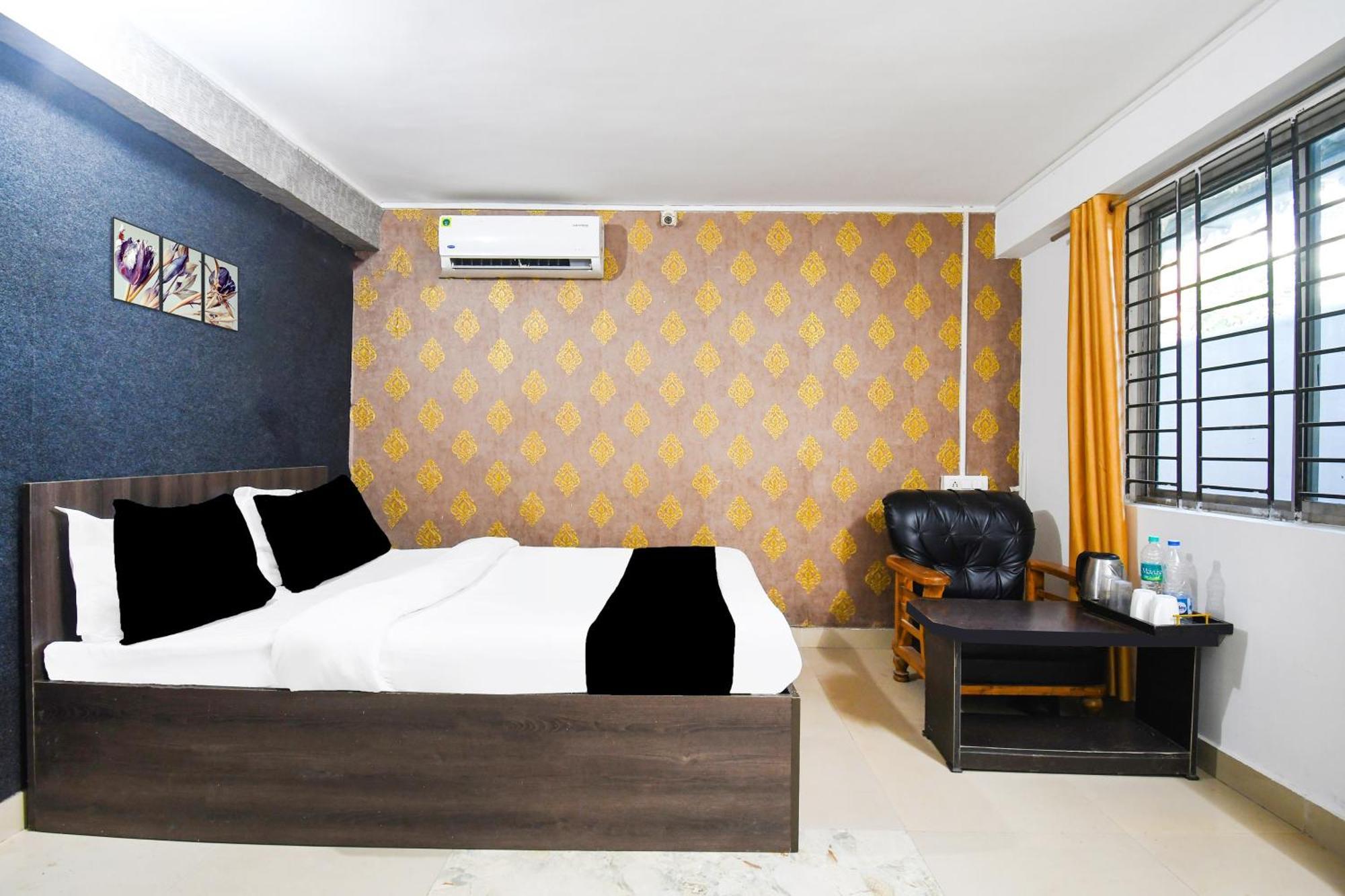 Super Hotel O Champasari Siliguri Formerly Four Fox Suits Panchanai Εξωτερικό φωτογραφία